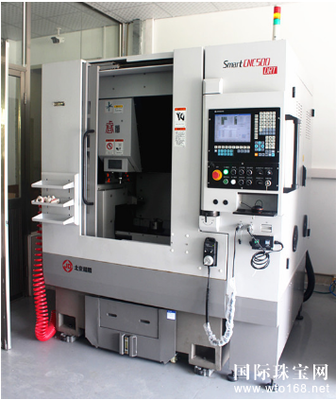 招金银楼 产品创新驱动品牌升级，成立专业研发中心赋能高端制造